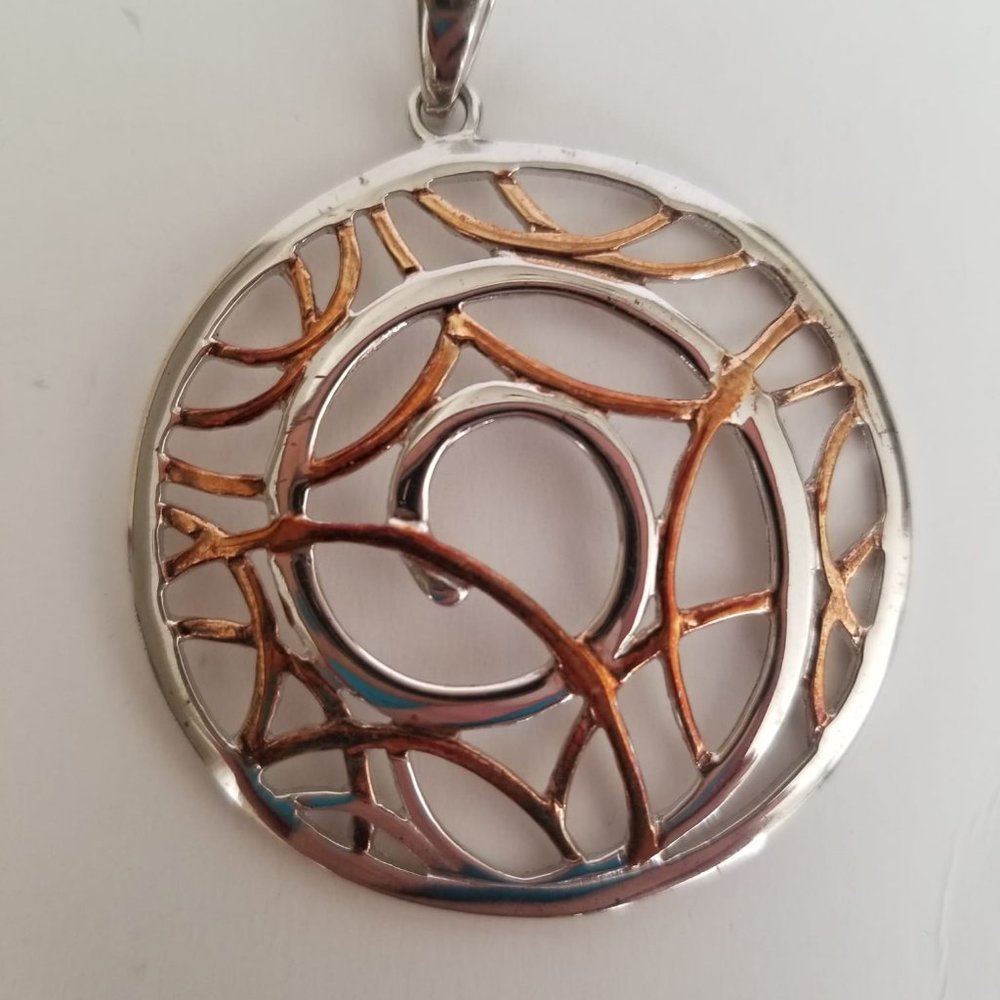 Sterling Silver High Polish Non Tarnish Spiral Circle Rose Gold Pendant Necklace